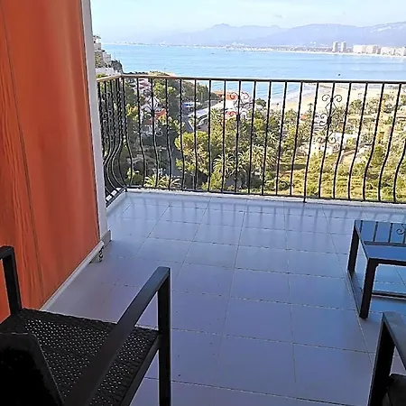 With Panoramic Frontal Sea Views Hotel